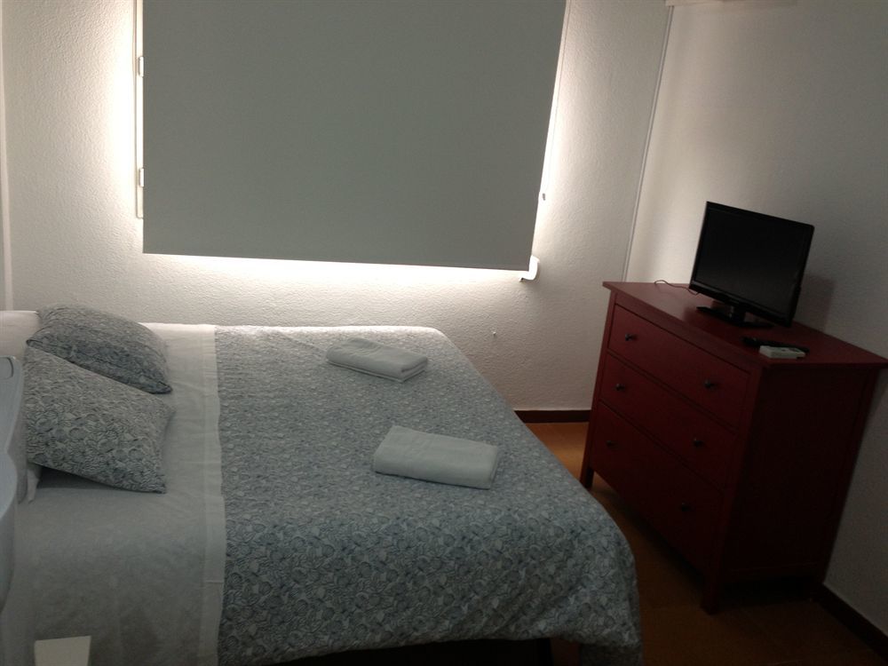 Apartamentos Arapiles Madrid Exterior photo